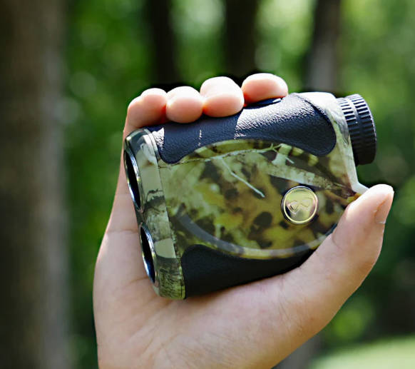 What is the Difference Between Golf Rangefinders and Hunting Rangefinders?