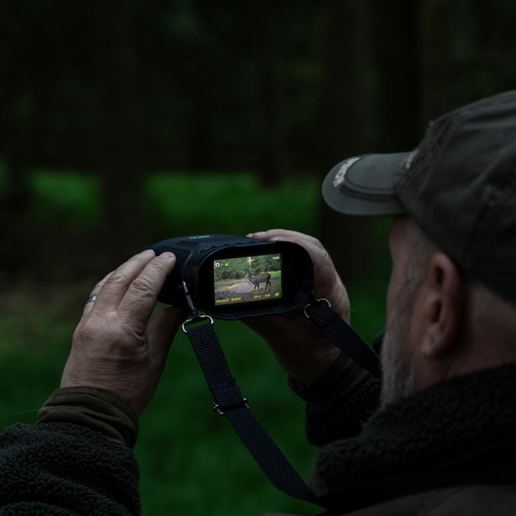 How Do Night Vision Binoculars Perform in Fog, Rain, or Snow?