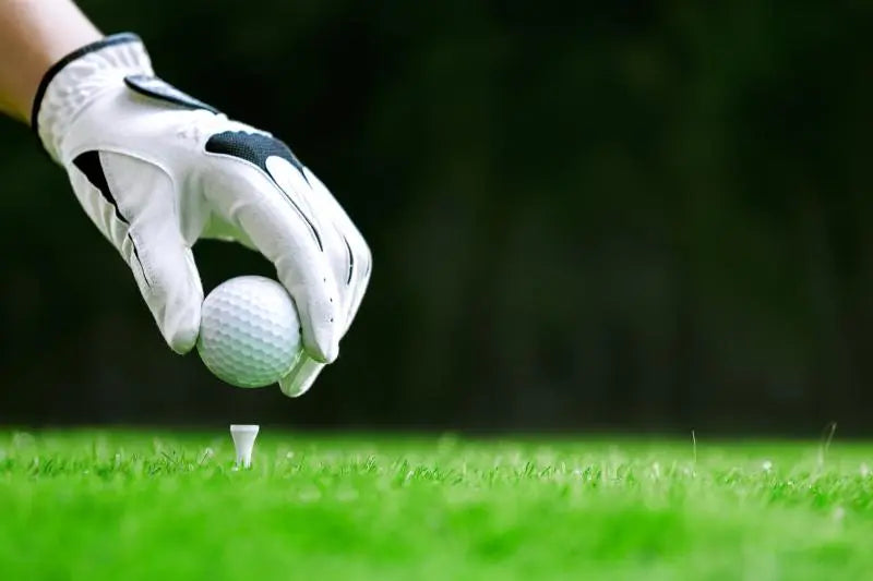 How to Play Night Golf: A Complete Beginner’s Guide (2025)